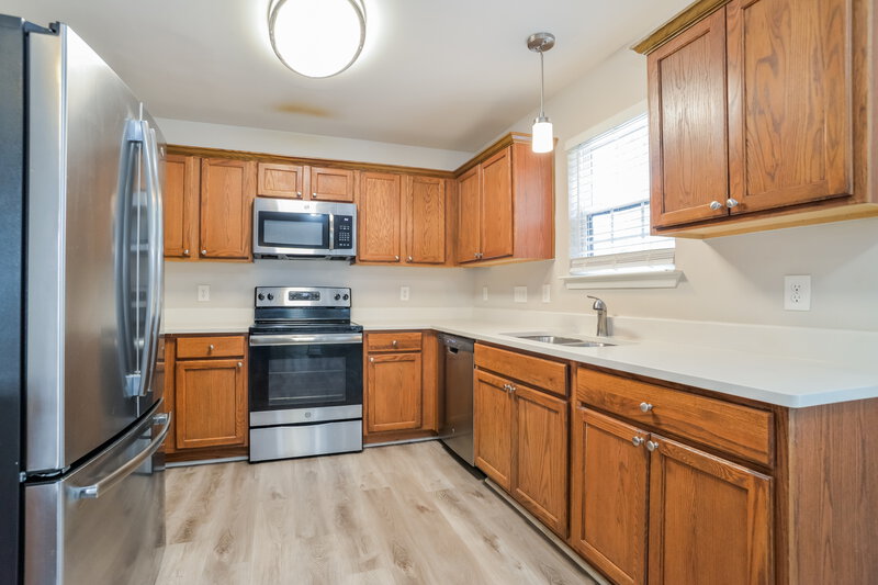 2,385/Mo, 1119 Homestead Glen Blvd Charlotte, NC 28214 Kitchen View