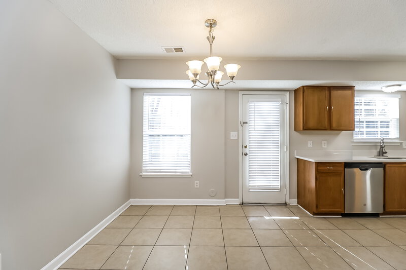 1,665/Mo, 1833 Cagney St Charlotte, NC 28262 Dining Room View