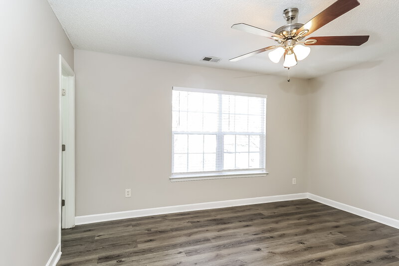 1,665/Mo, 1833 Cagney St Charlotte, NC 28262 Main Bedroom View