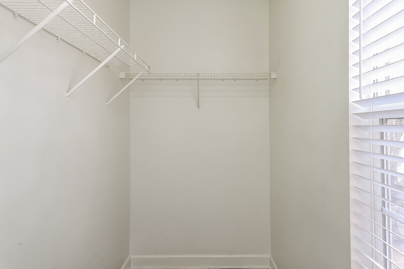 1,665/Mo, 1833 Cagney St Charlotte, NC 28262 Walk In Closet View