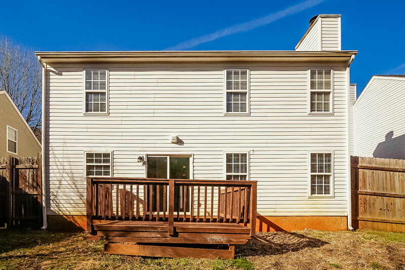 1,840/Mo, 922 Grassy Patch Ln Charlotte, NC 28216 Rear View 2