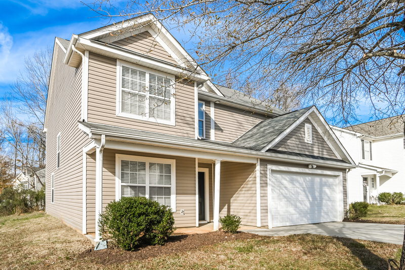 2,690/Mo, 1315 Ben Livingston Road Charlotte, NC 28214 Front View