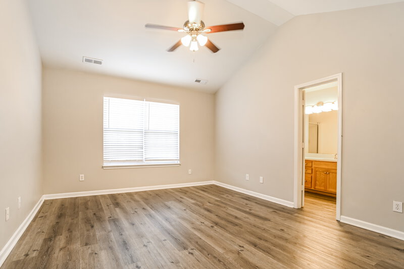 2,690/Mo, 1315 Ben Livingston Road Charlotte, NC 28214 Main Bedroom View