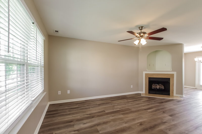 1,860/Mo, 1109 Ametrine Ln Dallas, NC 28034 Living Room View 2