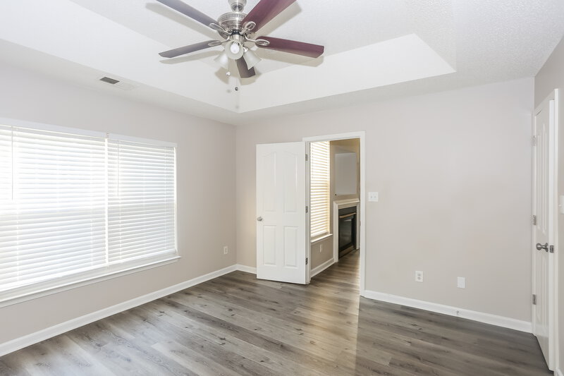 1,880/Mo, 5821 Briggs Dr Charlotte, NC 28269 Main Bedroom View 2