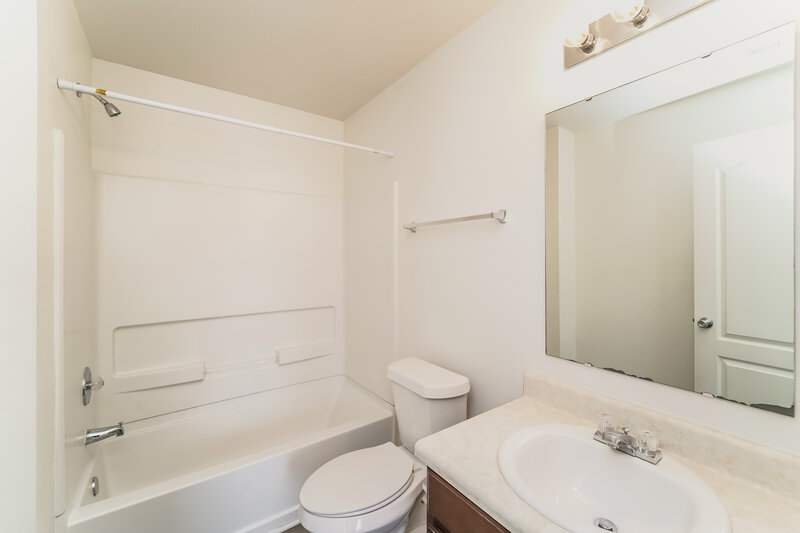 1,940/Mo, 1109 Swearngan Ridge Ct Charlotte, NC 28216 Misc View 16