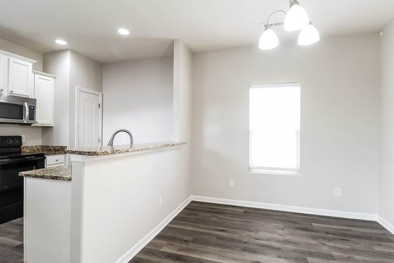 1,830/Mo, 6300 Paw Village Road Charlotte, NC 28214 Dining Room View