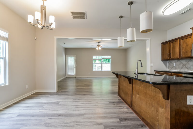 1,915/Mo, 1048 Joselynn Dr Gastonia, NC 28054 Dining Room View