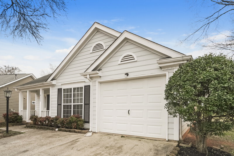 3,030/Mo, 8908 Chesham Drive Charlotte, NC 28227 Front View