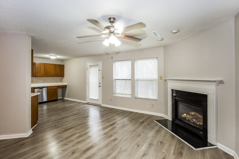 2,035/Mo, 1231 Willow Bridge Ct Charlotte, NC 28216 Living Room View