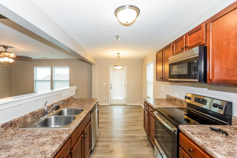 1,900/Mo, 1083 Manston Pl SW Concord, NC 28025 Kitchen View