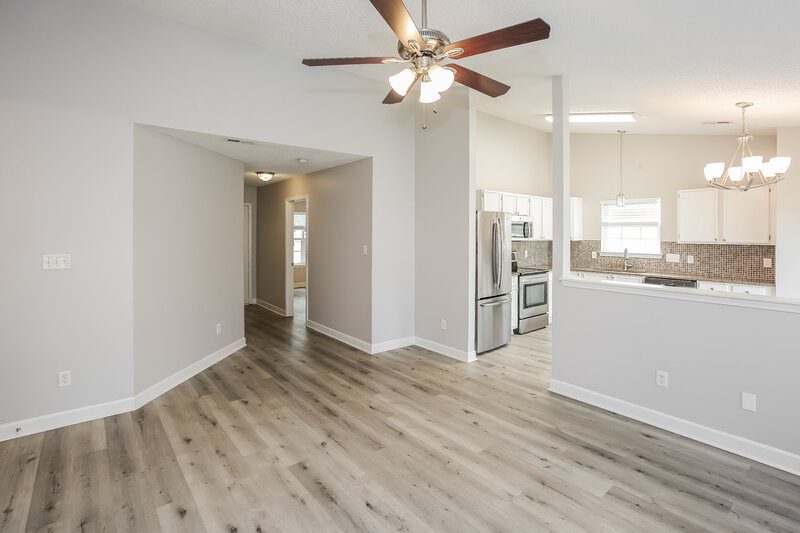 1,860/Mo, 2852 Longspur Dr Matthews, NC 28105 Living Room View 3