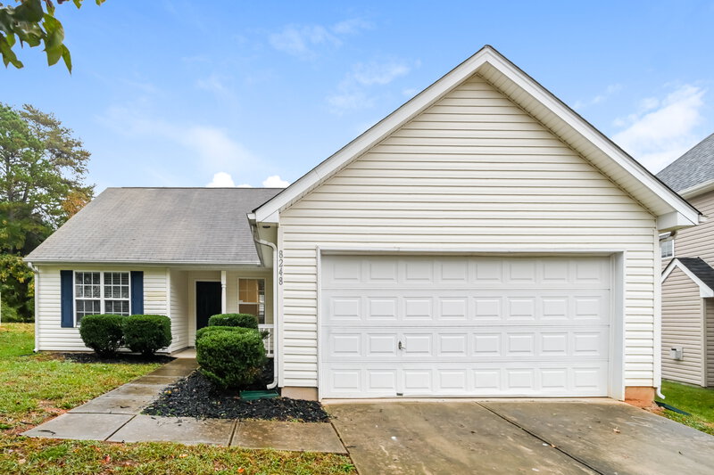 1,715/Mo, 8248 Fox Swamp Rd Charlotte, NC 28215 External View