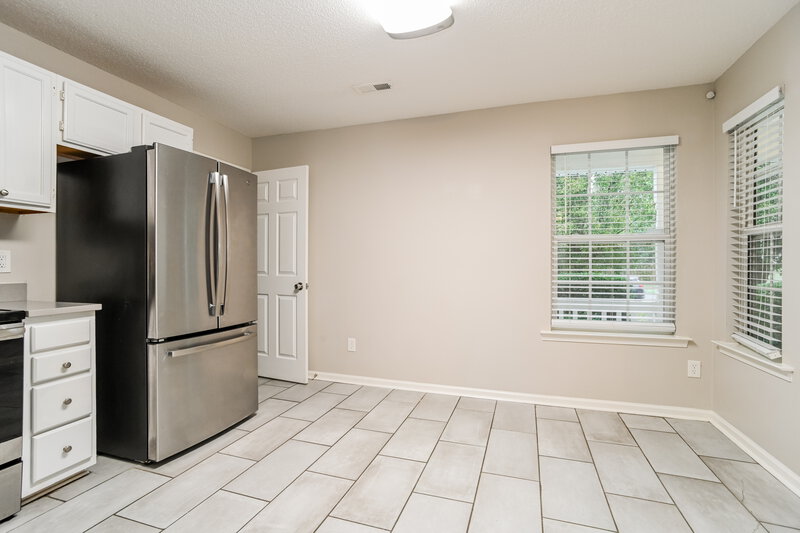 1,715/Mo, 8248 Fox Swamp Rd Charlotte, NC 28215 Dining Room View