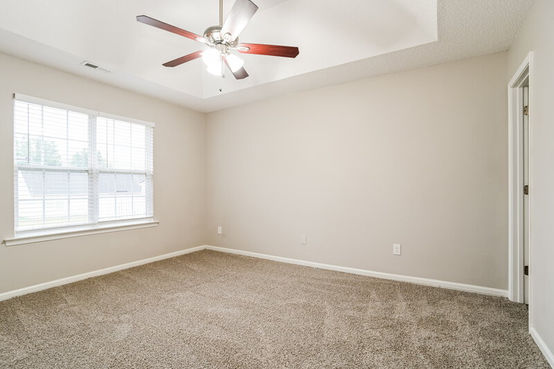 1,715/Mo, 8248 Fox Swamp Rd Charlotte, NC 28215 Main Bedroom View