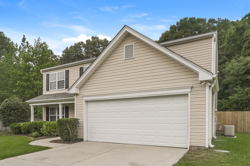 2,115/Mo, 2405 Liberton Ct Charlotte, NC 28216 Front View