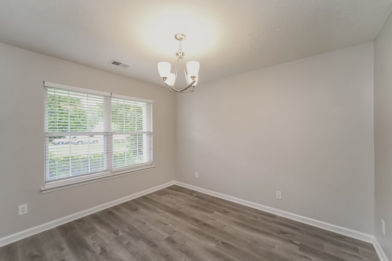 2,115/Mo, 2405 Liberton Ct Charlotte, NC 28216 Dining Room View
