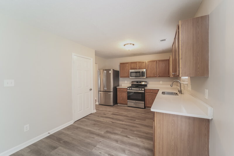 2,115/Mo, 2405 Liberton Ct Charlotte, NC 28216 Kitchen View