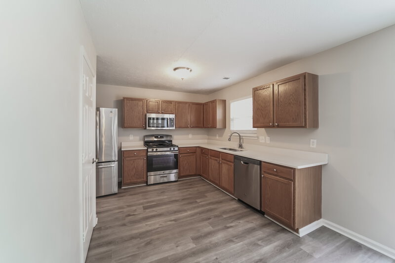 2,115/Mo, 2405 Liberton Ct Charlotte, NC 28216 Kitchen View 2