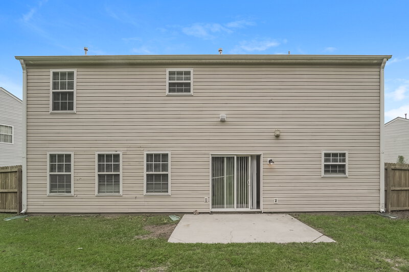 2,115/Mo, 2405 Liberton Ct Charlotte, NC 28216 Rear View