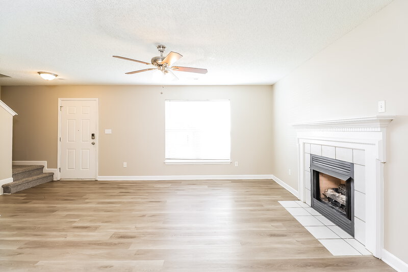 1,870/Mo, 4834 Hopewood Lane Charlotte, NC 28216 Living Room View