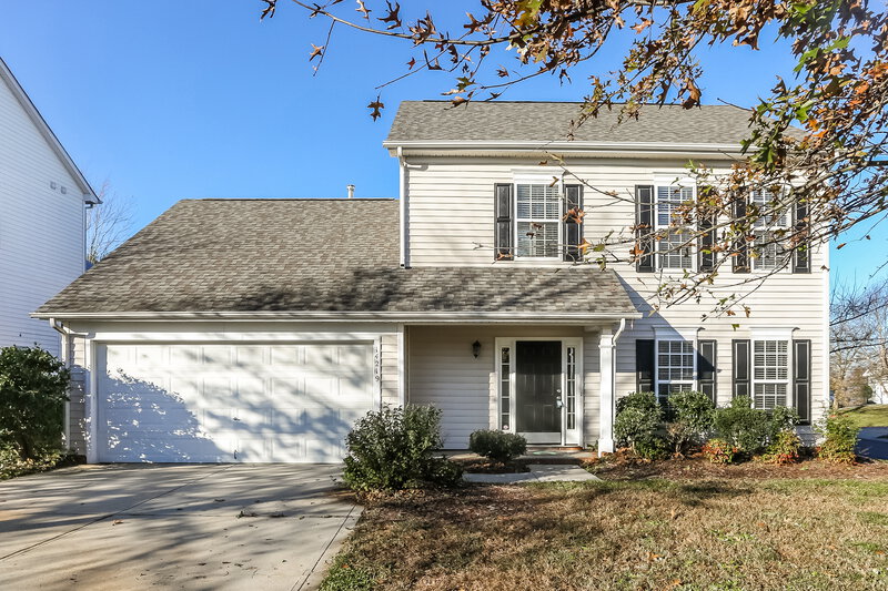 2,215/Mo, 14219 Riding Hill Ave Charlotte, NC 28213 External View