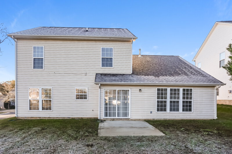 2,215/Mo, 14219 Riding Hill Ave Charlotte, NC 28213 Rear View