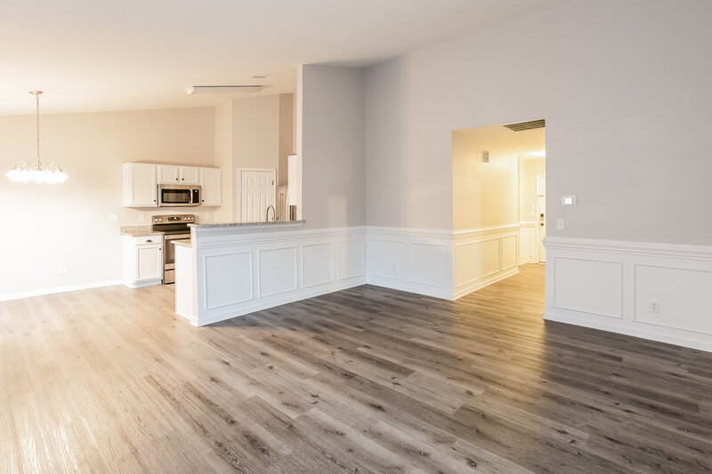 1,985/Mo, 8224 Fox Swamp Rd Charlotte, NC 28215 Living Room View