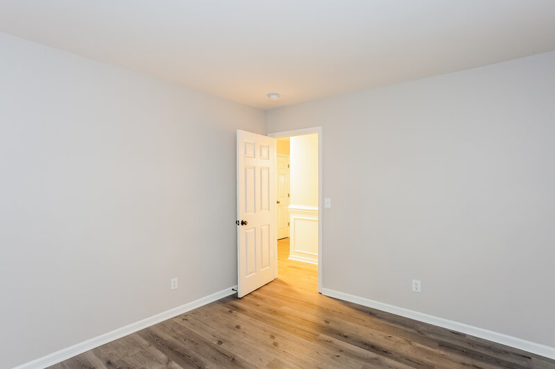 1,985/Mo, 8224 Fox Swamp Rd Charlotte, NC 28215 Bedroom View