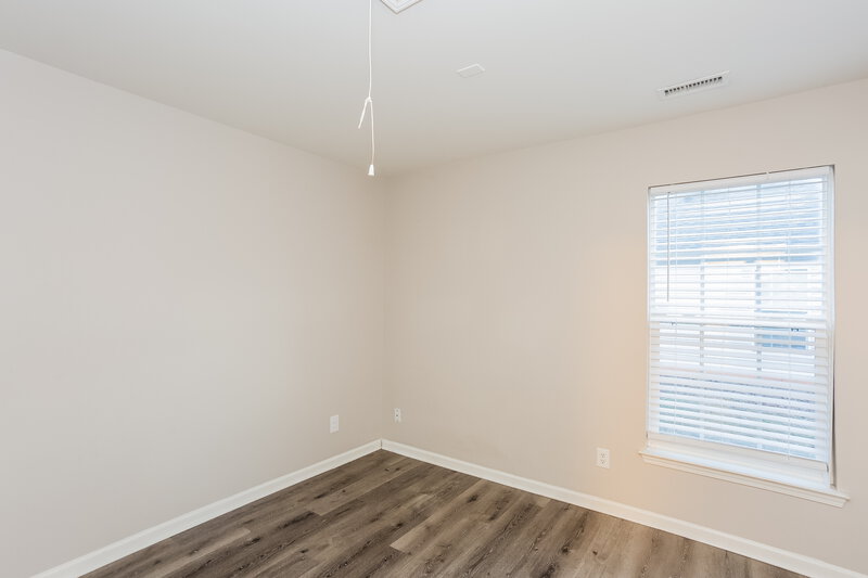 1,985/Mo, 8224 Fox Swamp Rd Charlotte, NC 28215 Bedroom View 3