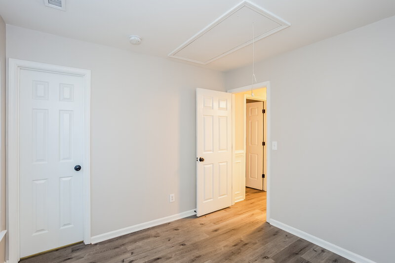 1,985/Mo, 8224 Fox Swamp Rd Charlotte, NC 28215 Bedroom View 4