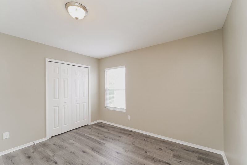 2,235/Mo, 3804 Larkhaven Village Drive Charlotte, NC 28215 Bedroom View 5
