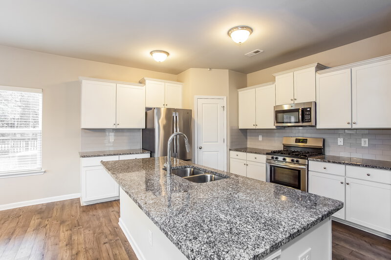 2,165/Mo, 6507 Rumple Road Charlotte, NC 28262 Kitchen View
