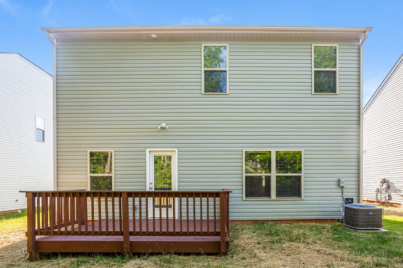 2,130/Mo, 6509 Rumple Road Charlotte, NC 28262 Rear View