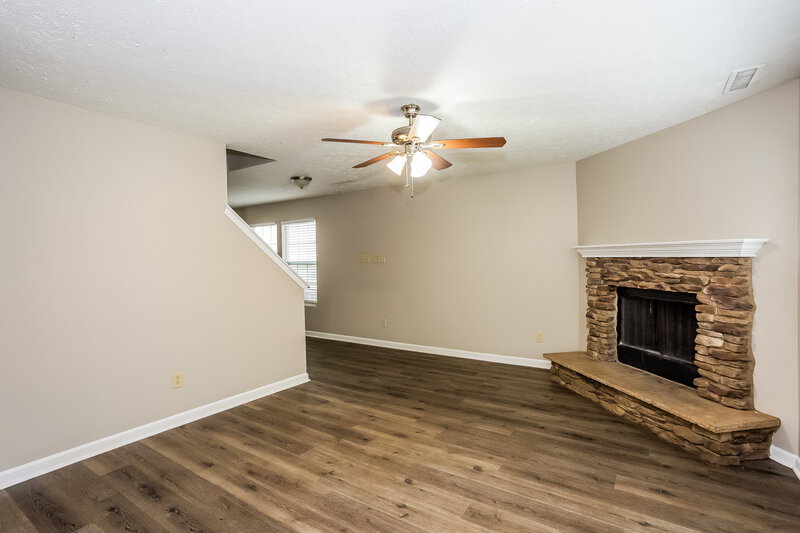 2,045/Mo, 4226 Kellybrook Dr Concord, NC 28025 Living Room View 2