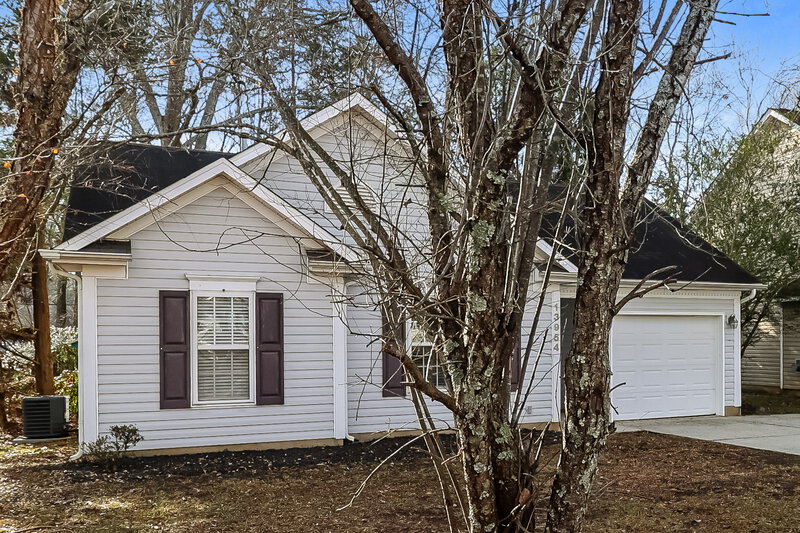 1,890/Mo, 13954 Dingess Rd Charlotte, NC 28273 Front View