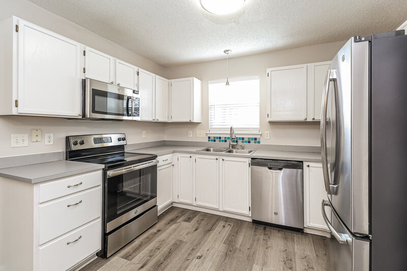 1,890/Mo, 13954 Dingess Rd Charlotte, NC 28273 Kitchen View