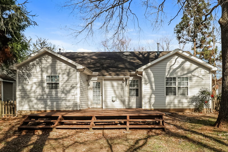 1,890/Mo, 13954 Dingess Rd Charlotte, NC 28273 Rear View