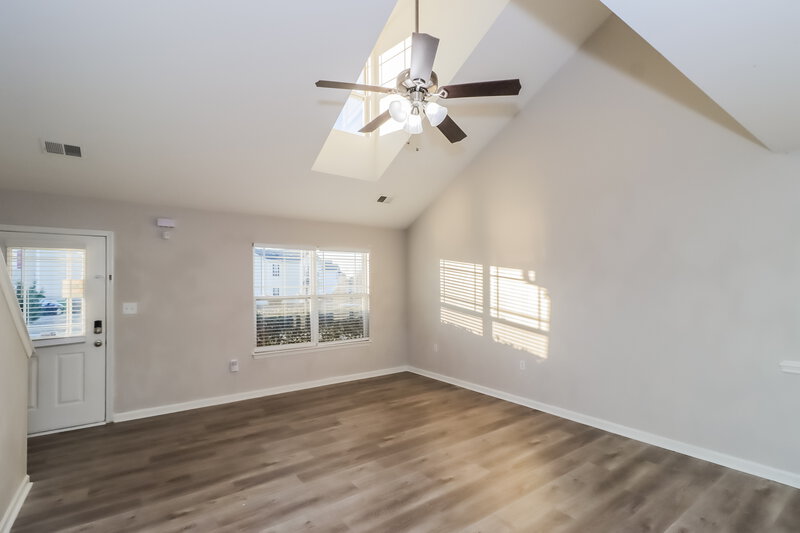 1,830/Mo, 814 Oakshire Cir Charlotte, NC 28214 Misc View 3