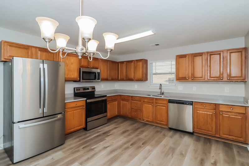 1,830/Mo, 814 Oakshire Cir Charlotte, NC 28214 Misc View 5