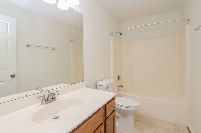 2,235/Mo, 11319 Valerian Ct Charlotte, NC 28213 Bathroom View
