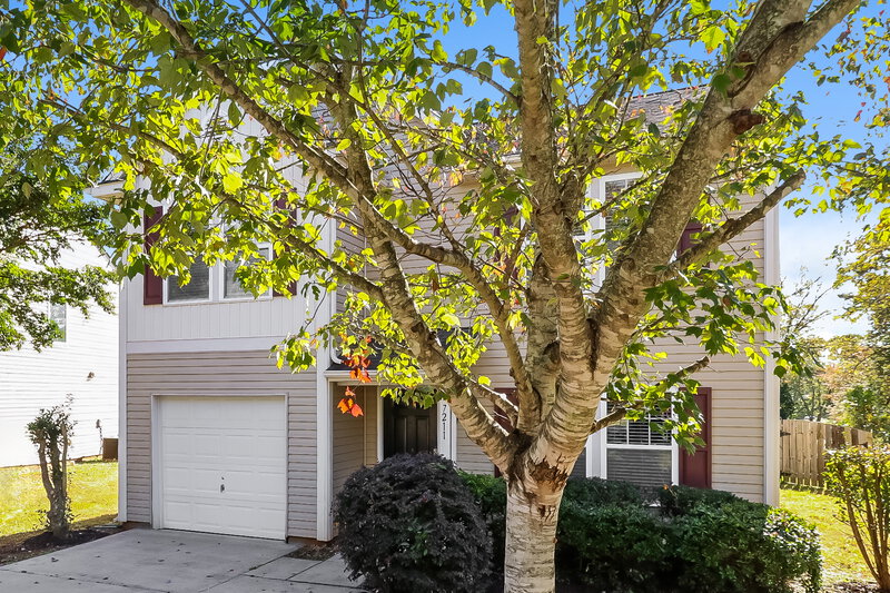 1,900/Mo, 7211 Waldon Park Ln Charlotte, NC 28214 Front View