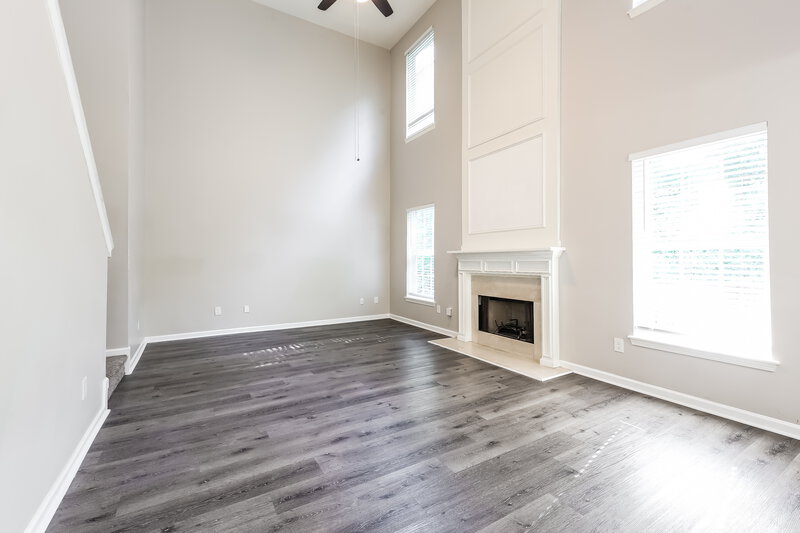 2,365/Mo, 7424 Baylor Way Ct Charlotte, NC 28215 Living Room View