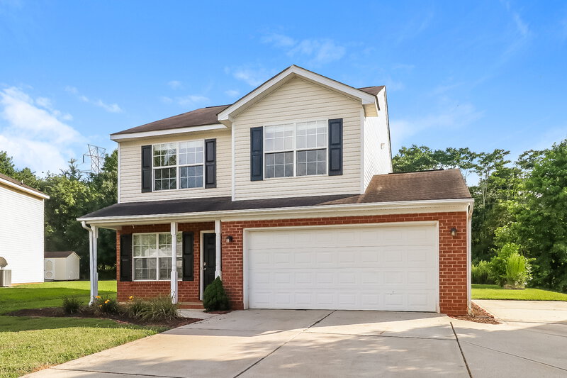 1,935/Mo, 605 Overlook Rd Lowell, NC 28098 Front View