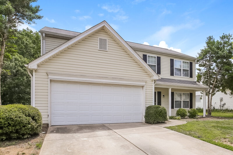 2,305/Mo, 3913 Edgeview Dr Indian Trail, NC 28079 Front View