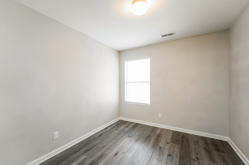 2,590/Mo, 630 Mountain Quail Drive Charlotte, NC 28216 Bedroom View 3