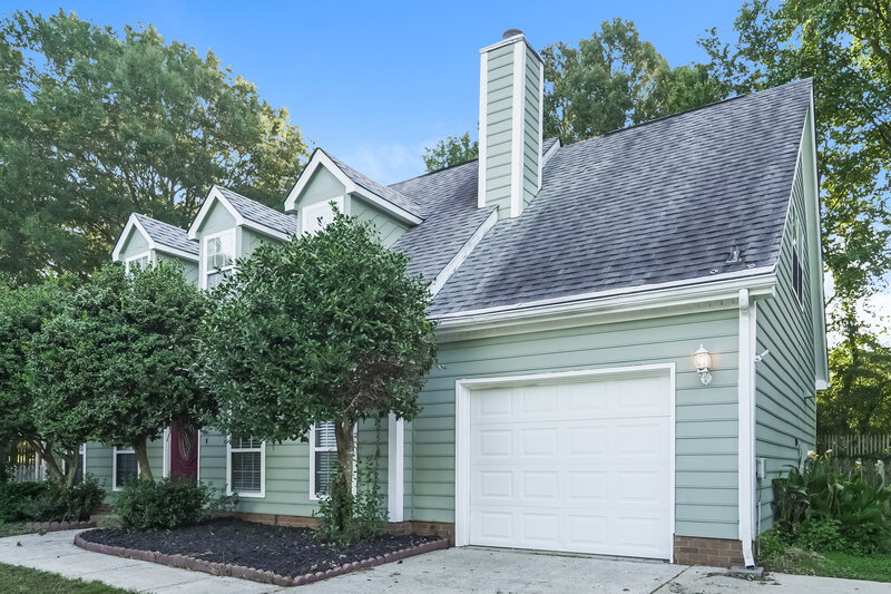 2,330/Mo, 9000 Oren Thompson Rd Charlotte, NC 28213 Front View