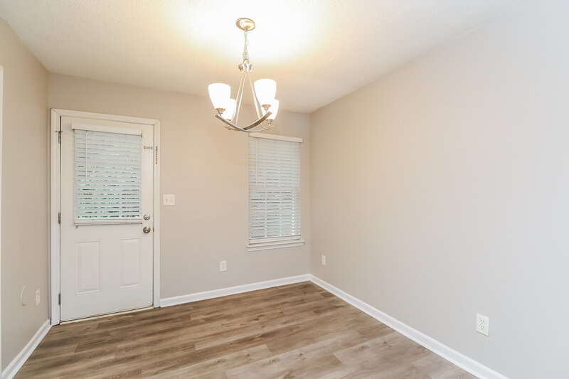 1,925/Mo, 905 Grassy Patch Ln Charlotte, NC 28216 Dining Room View