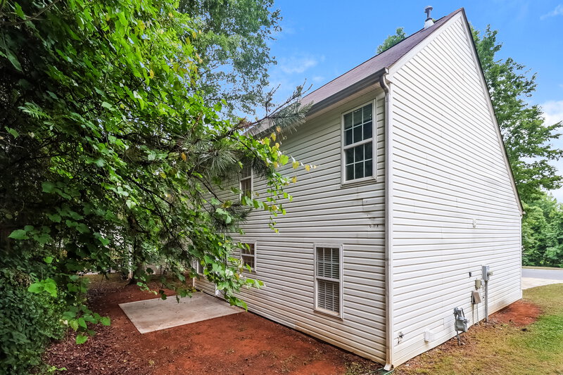 1,925/Mo, 905 Grassy Patch Ln Charlotte, NC 28216 Rear View