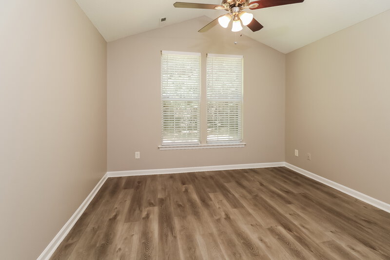 1,645/Mo, 9129 Shenington Pl Charlotte, NC 28216 Main Bedroom View